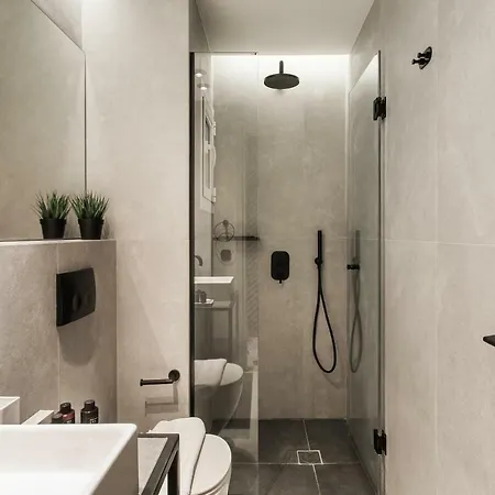 Modern Minimalist 3bd In Hilton District By Upstreet Apartment